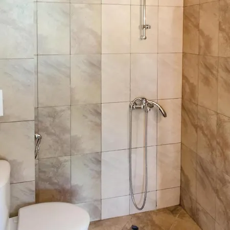 Two-bedroom Holiday In Kosharica Ваканционна къща *