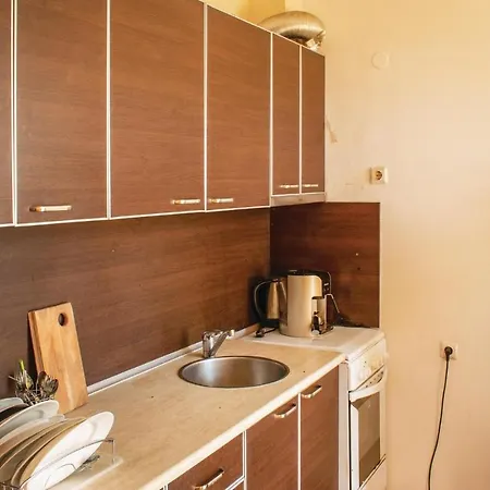 Two-bedroom Holiday In Kosharica